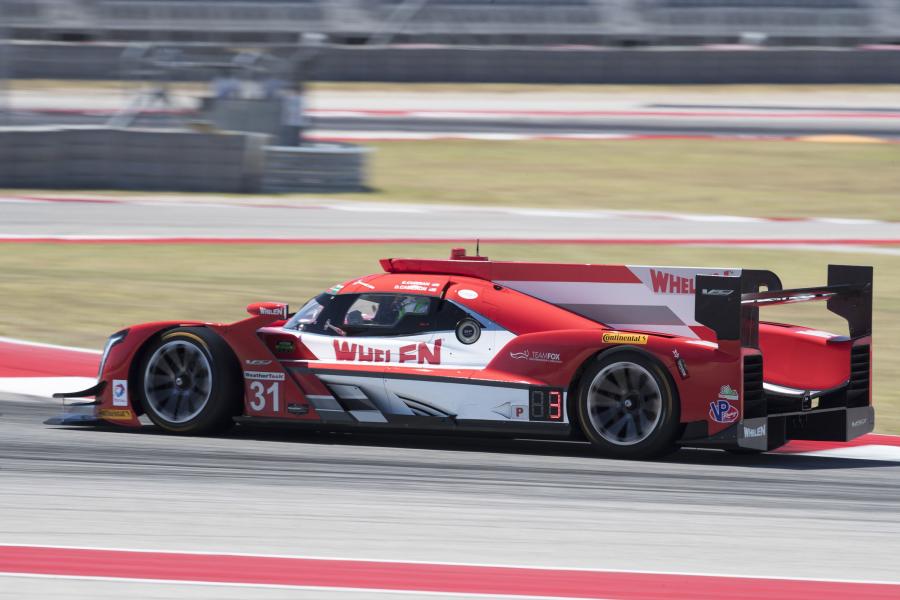  Cadillac DPi-V.R 2017 года  (фото 8 из 30)